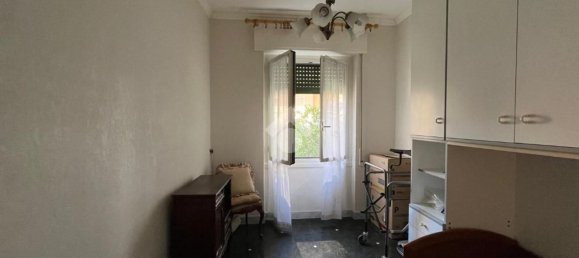 4 bedrooms Apartment in Genoa, Italy No. 318484 6