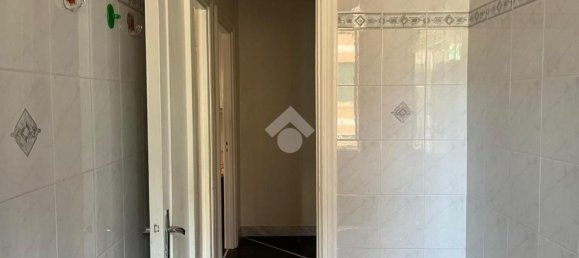 4 bedrooms Apartment in Genoa, Italy No. 318484 2