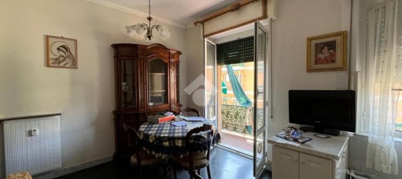 4 bedrooms Apartment in Genoa, Italy No. 318484 14