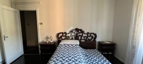 4 bedrooms Apartment in Genoa, Italy No. 318484 10