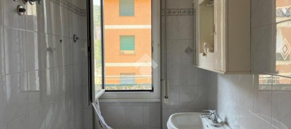 4 bedrooms Apartment in Genoa, Italy No. 318484 7