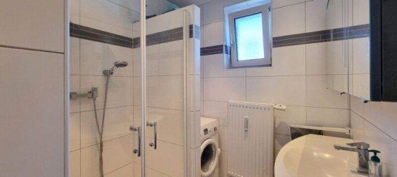 2 rooms Apartment in Linz, Austria No. 220349 2