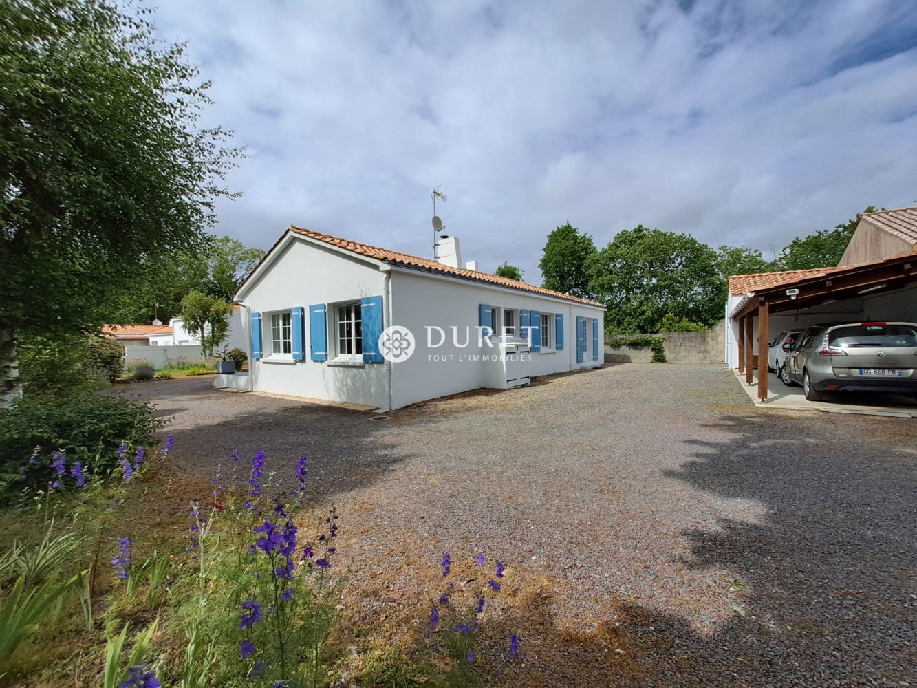 3 bedrooms House in Soullans, France No. 98926