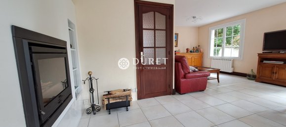 3 bedrooms House in Soullans, France No. 98926 4