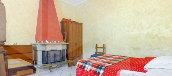 9 rooms Building in Rome, Italy No. 28358 5