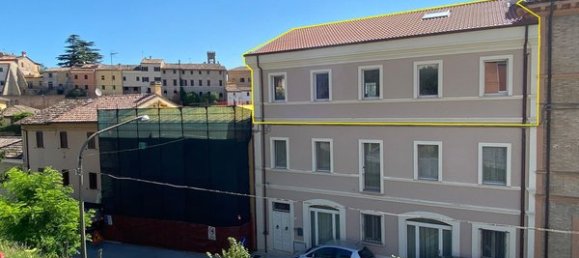 Ático de 3 habitaciónes en Colli al Metauro, Italy No. 73797 16