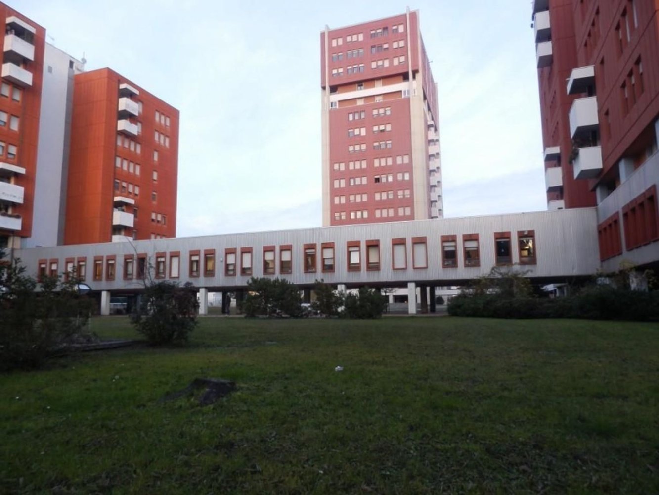  مكتب في Pordenone, Italy 170متر مربع رقم 170117