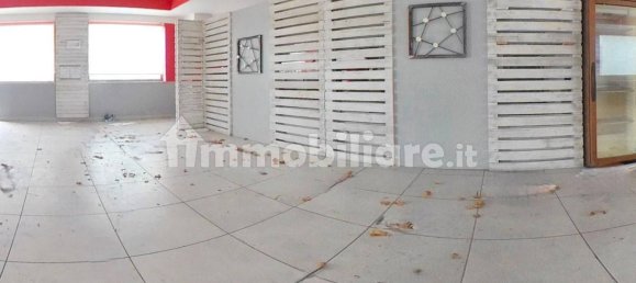 Gewerbliche Immobilie in Monte Porzio, Italy 1000m², Nr. 315817 4