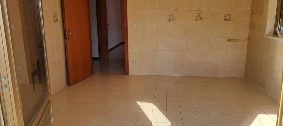 4 bedrooms Apartment in Misterbianco, Italy No. 346012 16