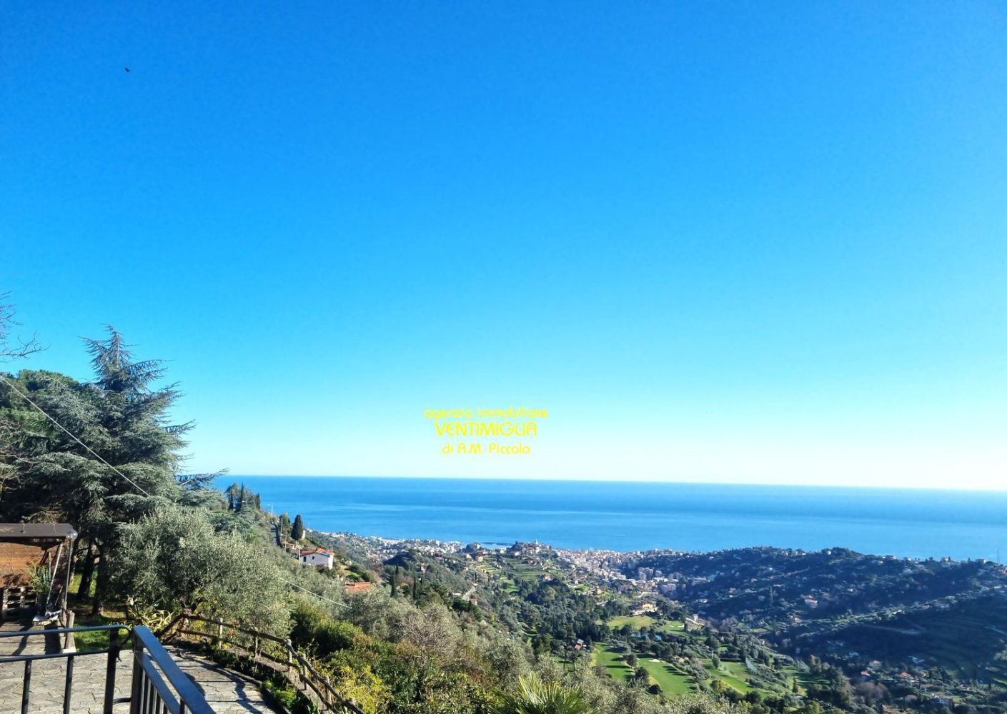 9-salle Villa à Sanremo, Italy No. 36425