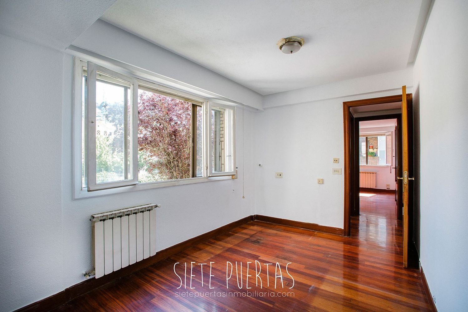 Apartamento de 3 dormitorios en Comunidad Autónoma Vasca, Spain No. 146336