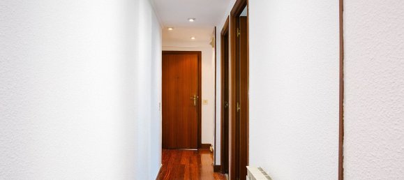 Apartamento de 3 dormitorios en Comunidad Autónoma Vasca, Spain No. 146336 28
