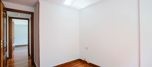 Apartamento de 3 dormitorios en Comunidad Autónoma Vasca, Spain No. 146336 23