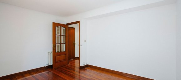 Apartamento de 3 dormitorios en Comunidad Autónoma Vasca, Spain No. 146336 6