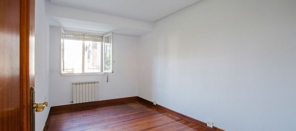 Apartamento de 3 dormitorios en Comunidad Autónoma Vasca, Spain No. 146336 29