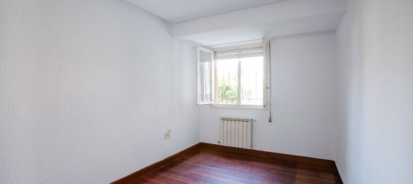 Apartamento de 3 dormitorios en Comunidad Autónoma Vasca, Spain No. 146336 31