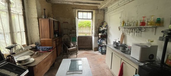 3 bedrooms House in Villedieu-le-Chateau, France No. 265842 12