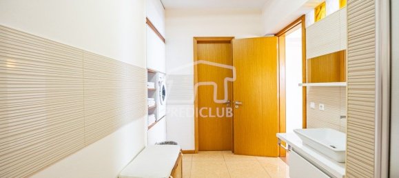 6 غرف نوم منزل في Canico, Portugal رقم 197890 43