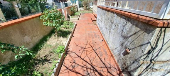 2 Schlafzimmer Villa in Senigallia, Italy, Nr. 300496 4