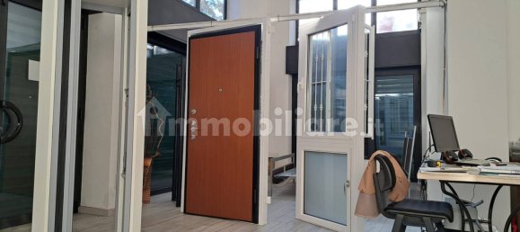 3 rooms Commercial property in Sesto San Giovanni, Italy No. 141128 11
