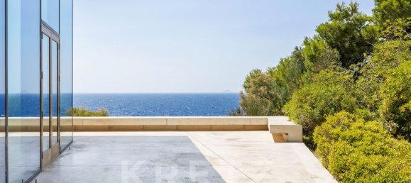 6 bedrooms Villa in Saint-Cyr-sur-Mer, France No. 349439 8