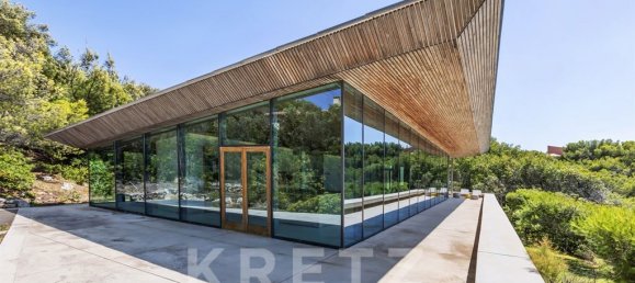 6 bedrooms Villa in Saint-Cyr-sur-Mer, France No. 349439 2