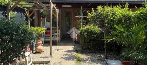 Дом с 2 спальнями в Изео, Италия № 285520 3