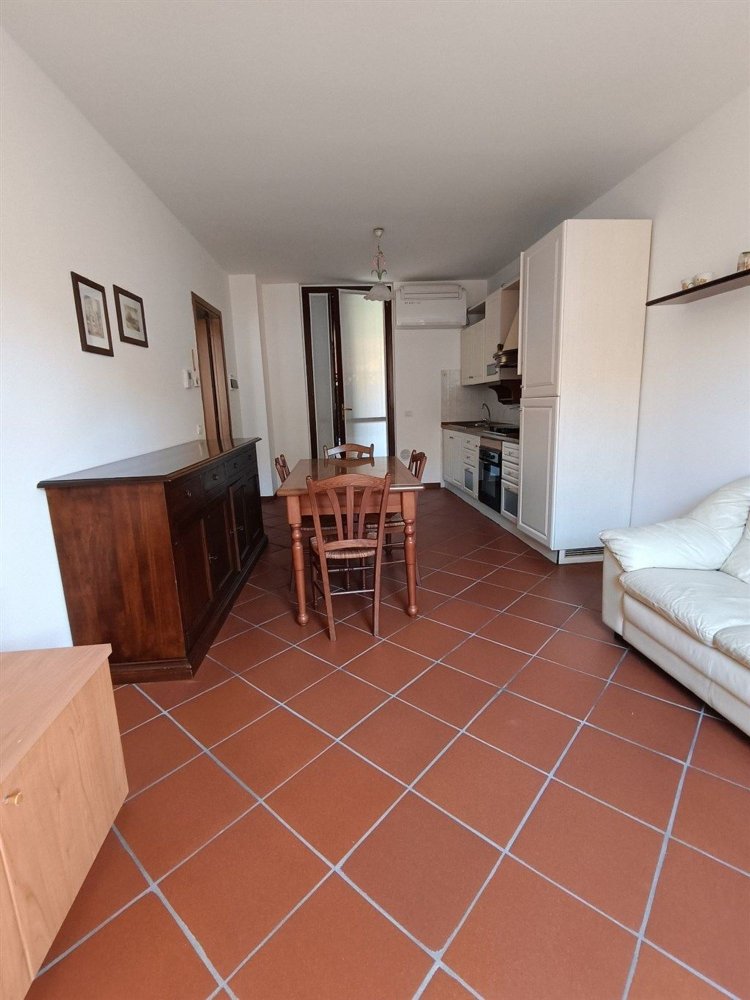 Apartamento T2 em Crema, Italy N.º 361963