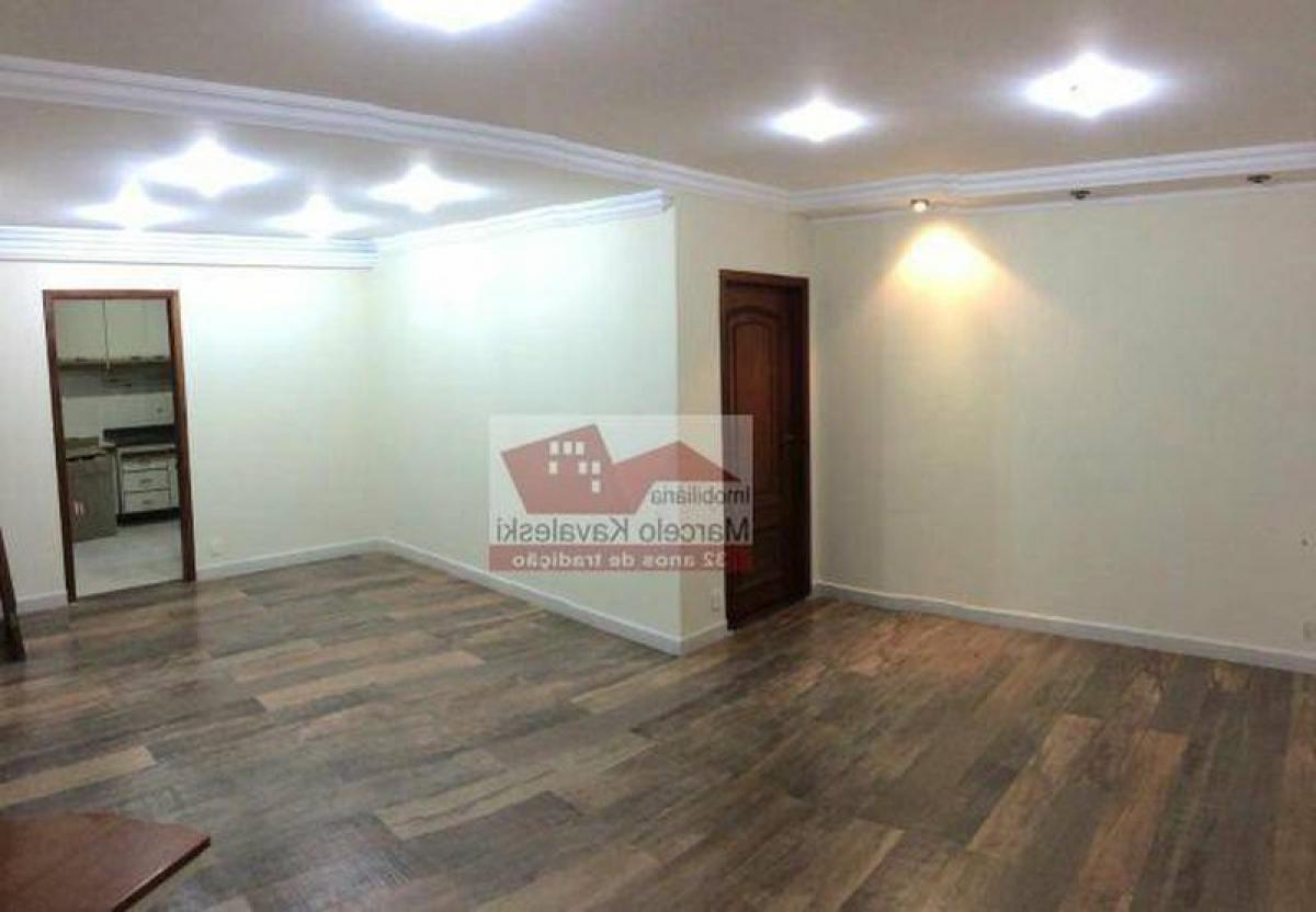 Дом с 4 спальнями в Сан-Паулу, Бразилия № 527391