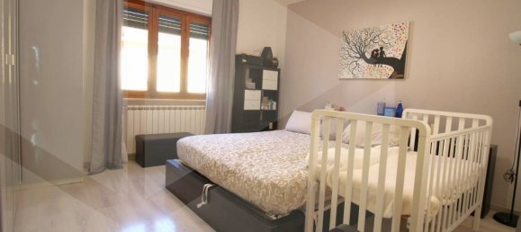 4 rooms House in Pisa, Italy No. 22147 12