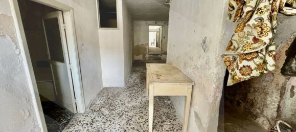 Casa de 5 habitaciónes en Matera, Italy No. 22688 21