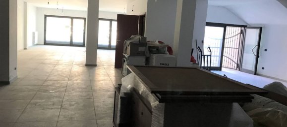 Gewerbliche Immobilie in Vasto, Italy 200m², Nr. 149539 3