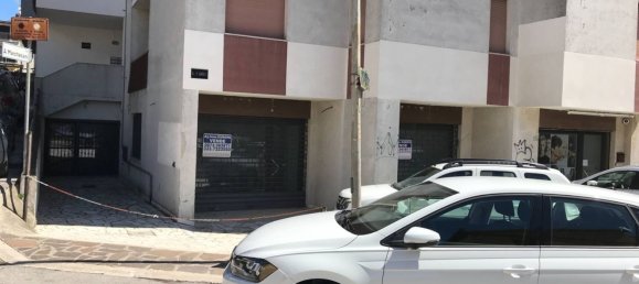 Gewerbliche Immobilie in Vasto, Italy 200m², Nr. 149539 9