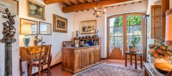 4 bedrooms Villa in Città della Pieve, Italy No. 57391 10