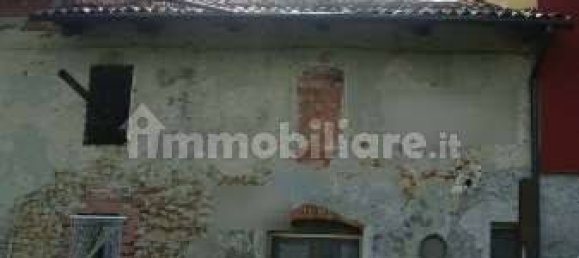 2 bedrooms House in Viale, Italy No. 284117 2