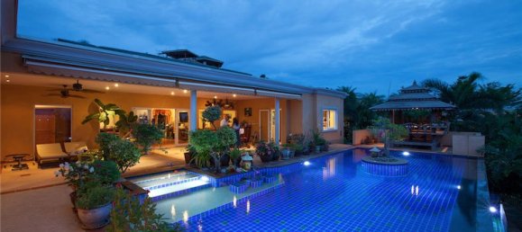 5 bedrooms Cafe / restaurant in Pattaya, Thailand No. 1547 30