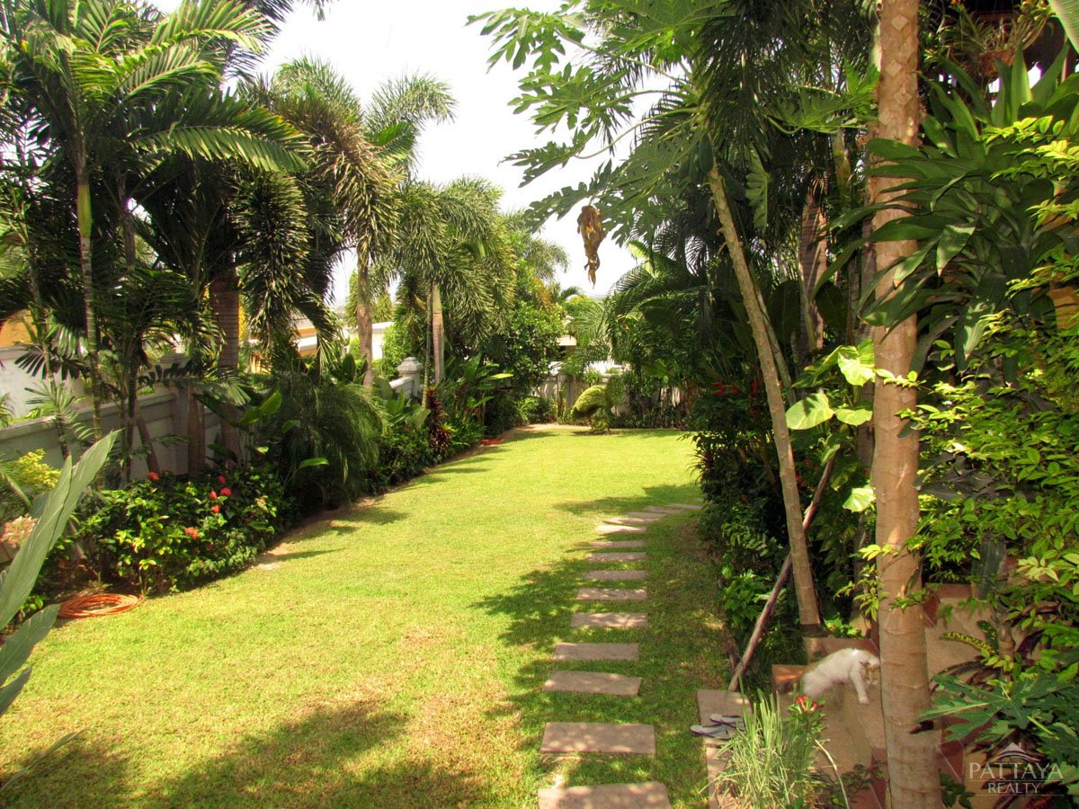 5 bedrooms Cafe / restaurant in Pattaya, Thailand No. 1547