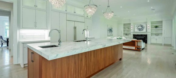 7 bedrooms House in Oakville, Canada No. 769 9