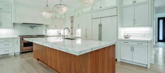 7 bedrooms House in Oakville, Canada No. 769 8