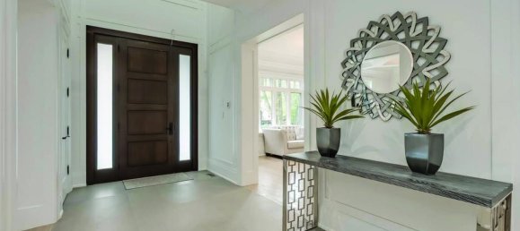 7 bedrooms House in Oakville, Canada No. 769 3