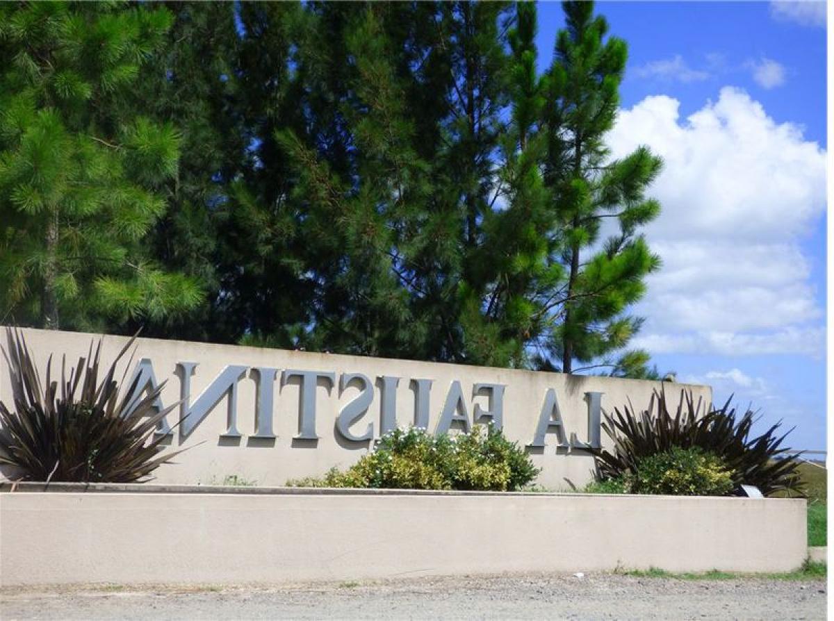  Land in Campo Creado, Argentina No. 113160