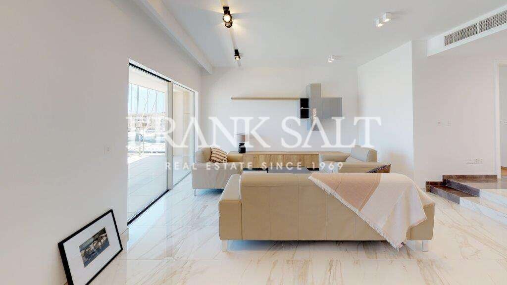 2 bedrooms Apartment in Saint Julian's, Malta No. 4562