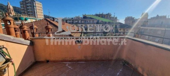 Apartamento de 4 dormitorios en Rapallo, Italy No. 372898 28