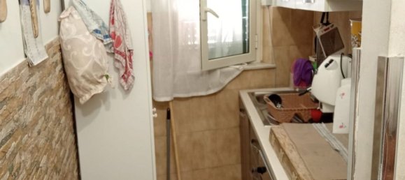 3-salle Appartement à Palermo, Italy No. 279560 5