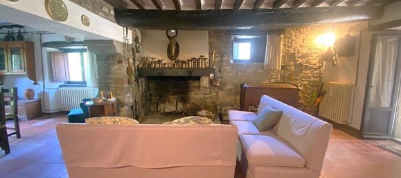 3 bedrooms House in Cortona, Italy No. 316529 22