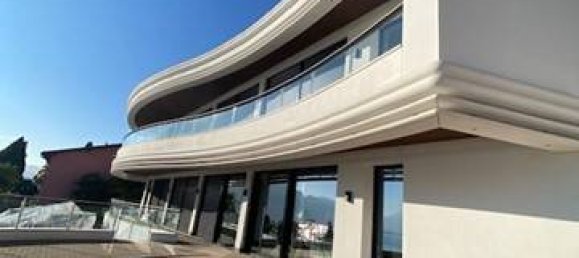 4 bedrooms Villa in Ancona, Italy No. 71374 10