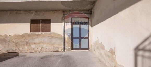 5 rooms Apartment in Caltagirone, Italy No. 79067 30