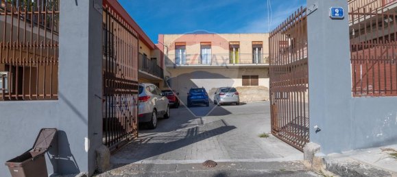 5 rooms Apartment in Caltagirone, Italy No. 79067 42