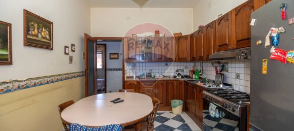 5 rooms Apartment in Caltagirone, Italy No. 79067 14