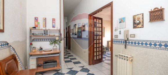 5 rooms Apartment in Caltagirone, Italy No. 79067 21